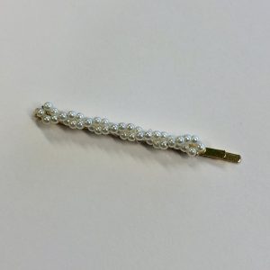 Twisted Pearl Clip